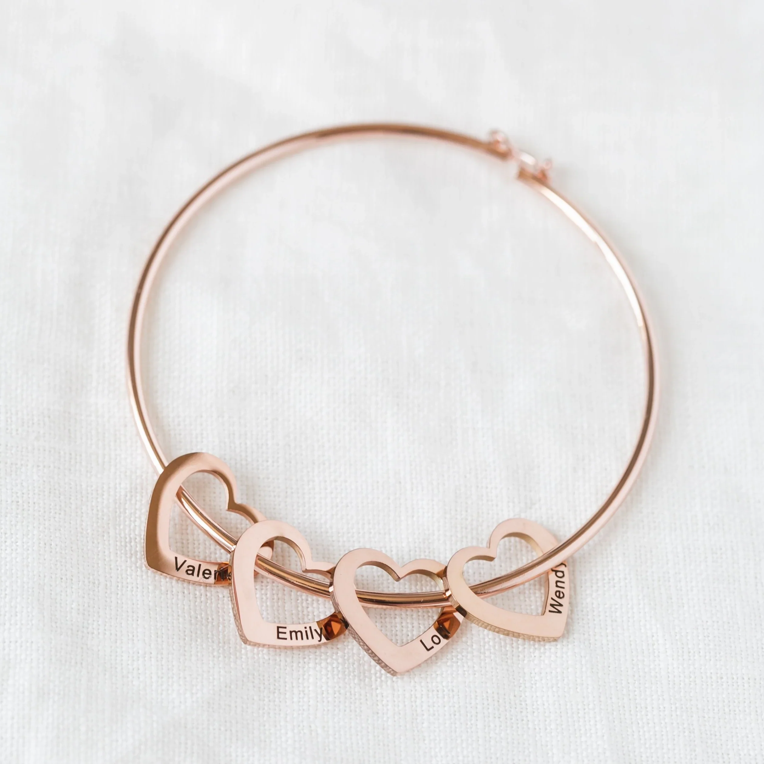 Bracelet with customizable heart pendants - Image 2