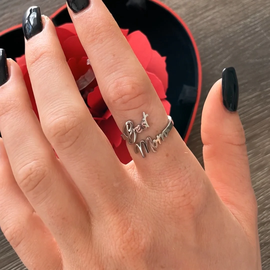 Sterling Silver Ring with Rose Box - Best Mom - Image 3