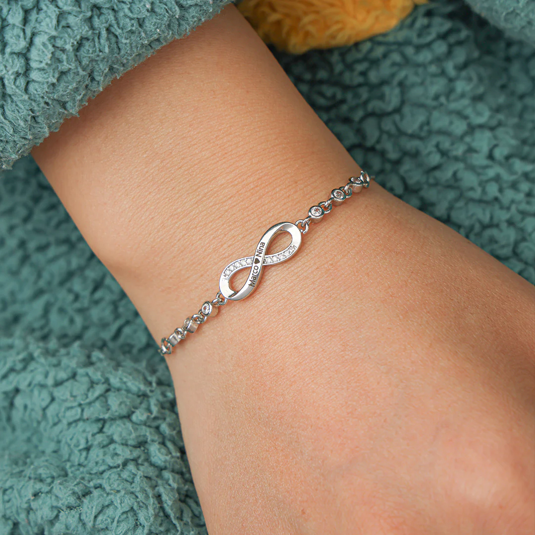 Beyond Love Endless-Bracelets with Engraving - Image 4
