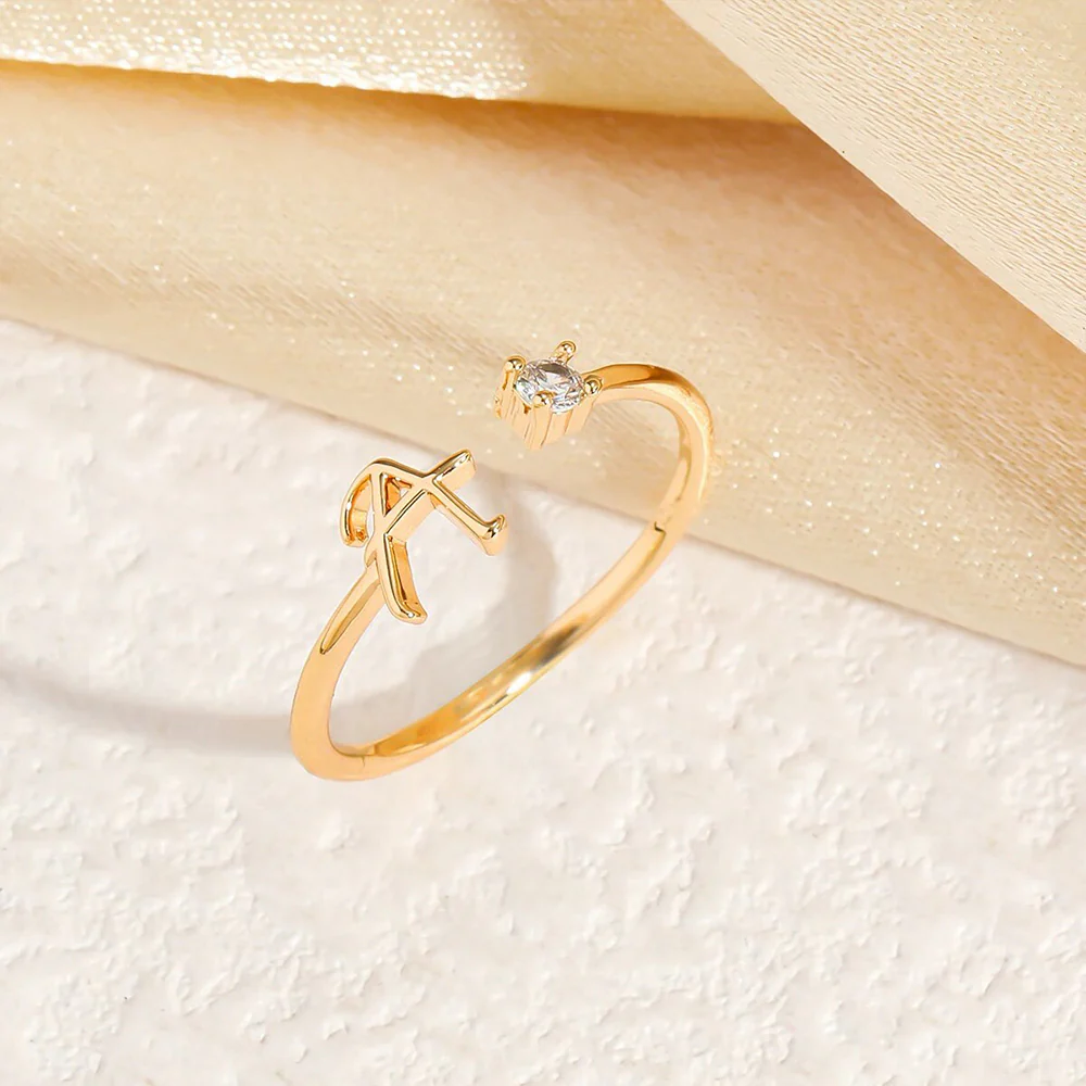 Initial Ring with Luxury Rosebox with Light - Image 2