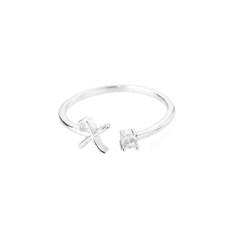 Initial Ring with Luxury Rosebox with Light - Image 32